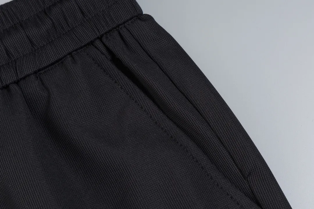 ARC'TERYX :Lightweight， ， ， ，Lightweight ， 、 、 、 、 ！ ！ Classic logo ！ 90% 10% , ， ， Breathable ， ，Quality ！ ！ logo ， ， ， ， ， ！ Versatile ！